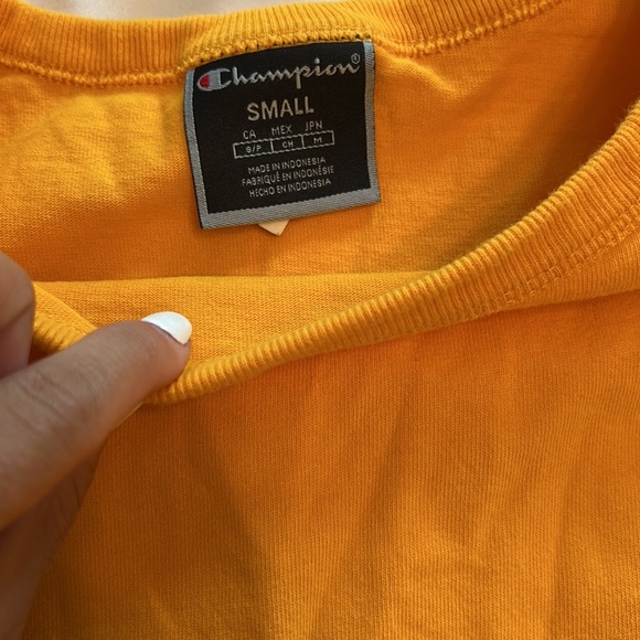 Champion shirt - Picture 3 of 3